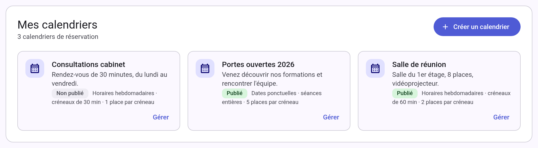 Tableau de bord avec une carte par calendrier